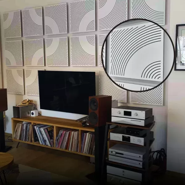 Decibel-Akustikplatten in einem Wohnzimmer